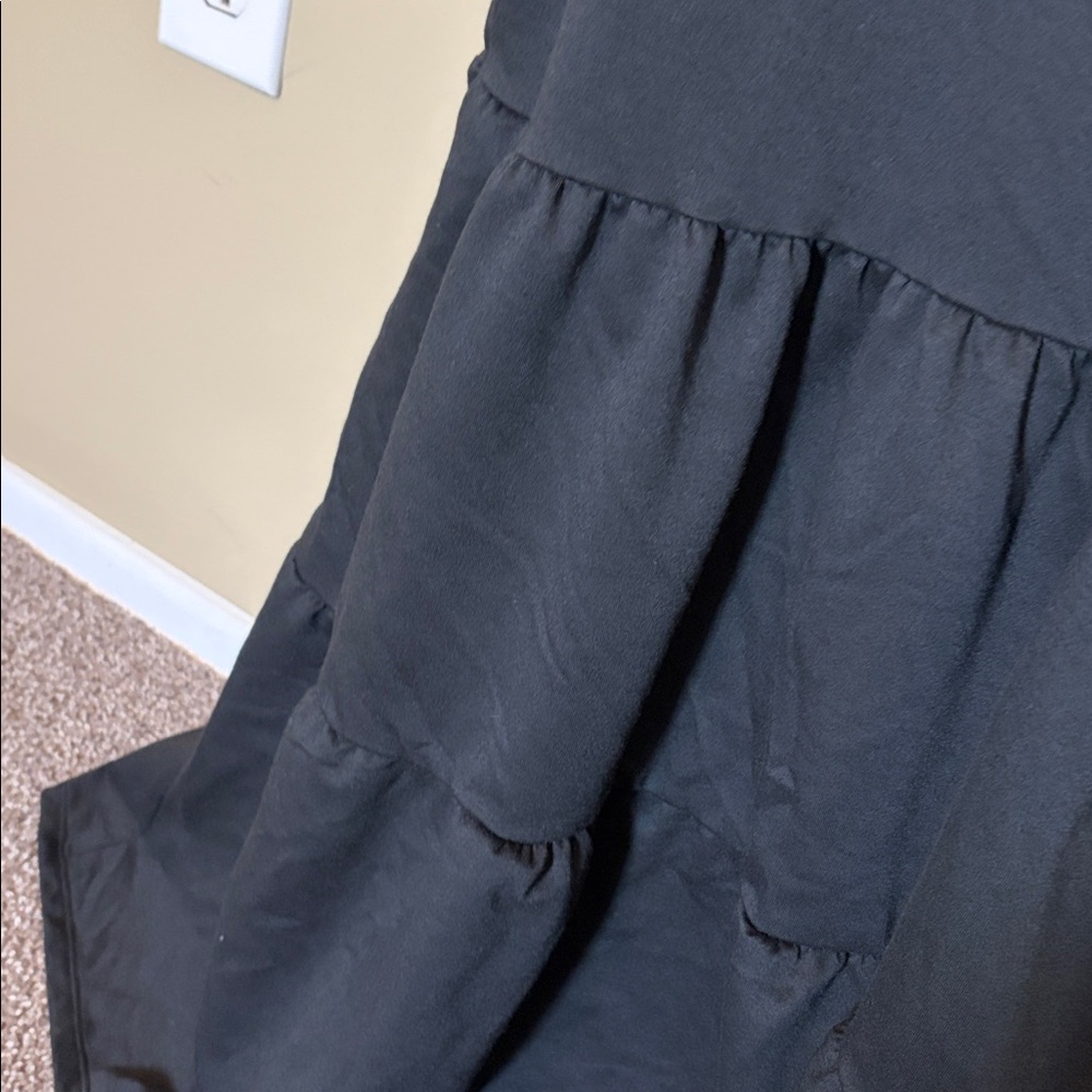 Nautica Black Sleeveless Tiered Dress with White V-Neck Trim - Picture 2 of 5